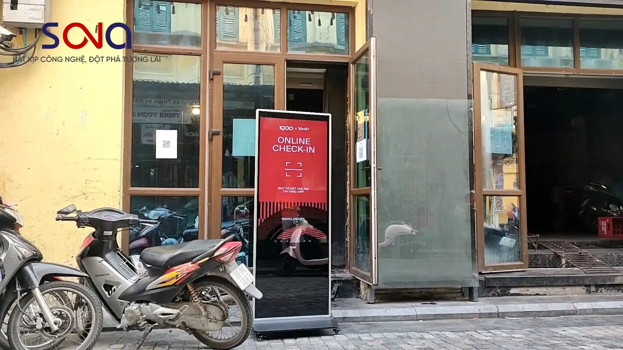 Đơn vị lắp màn hình quảng cáo trạm sạc xe điện giá tốt nhất