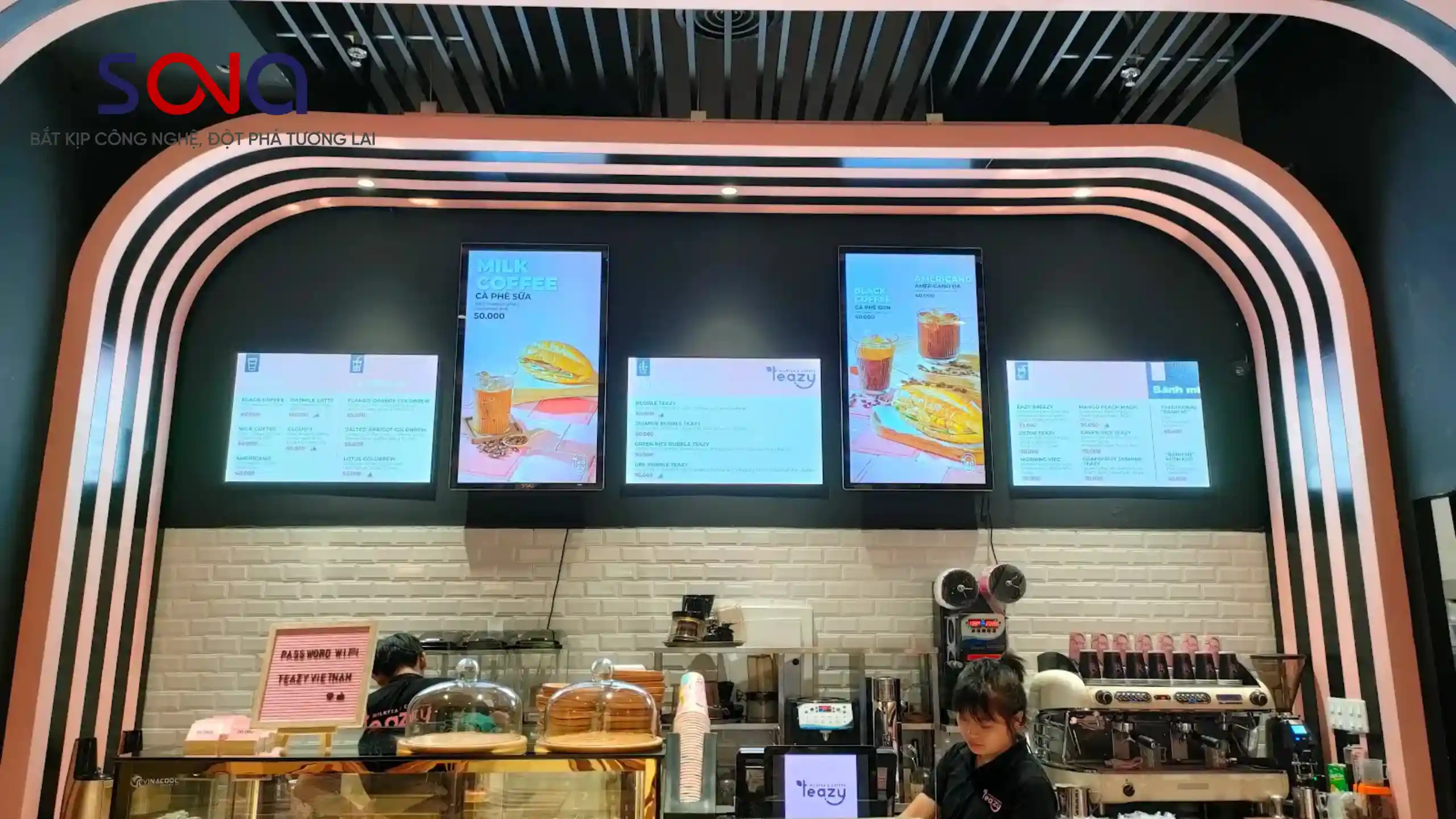 Màn hình quảng cáo cửa hàng fastfood: Giải pháp hiện đại cho doanh nghiệp