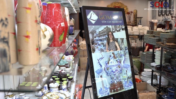 Màn hình quảng cáo chữ A 43 inch